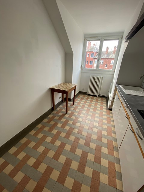Immo80 – L'immobilier à Amiens et dans la Somme-CENTRE VILLE APPARTEMENT DE TYPE 3 AVEC PARKING