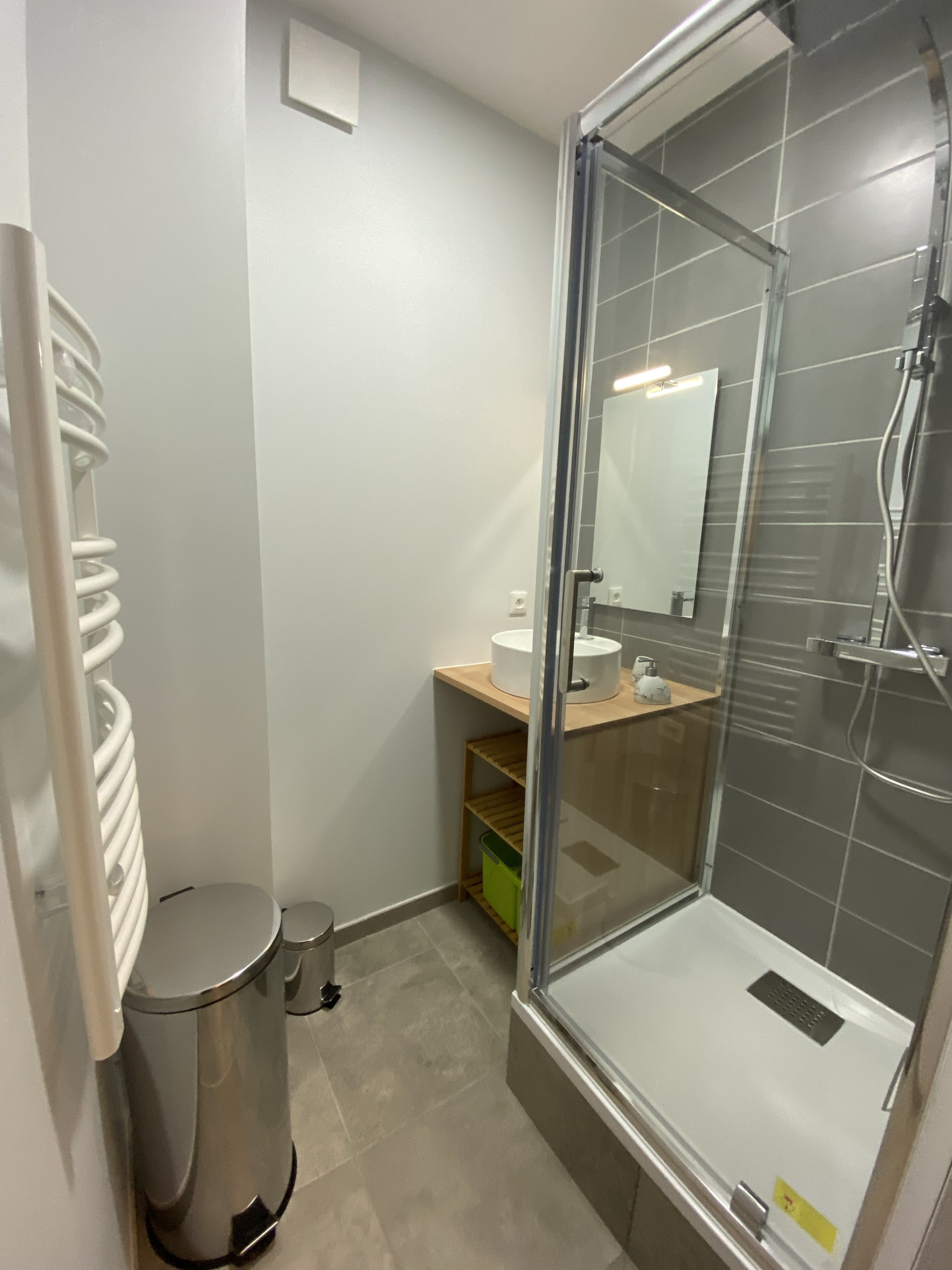 Immo80 – L'immobilier à Amiens et dans la Somme-STUDIO NEUF MEUBLÉ PROCHE GARE ET CENTRE VILLE CHAUFFAGE COMPRIS