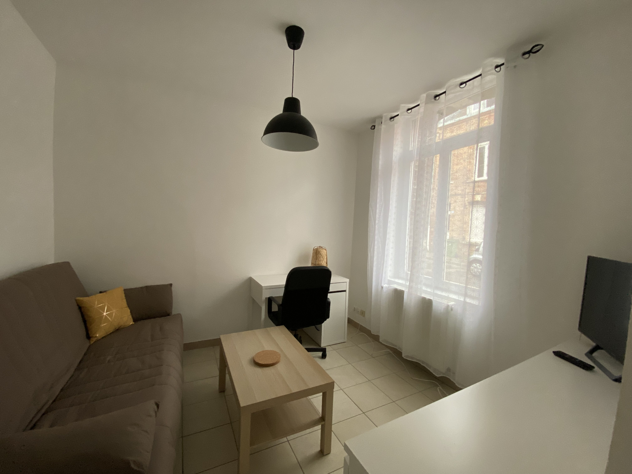 Immo80 – L'immobilier à Amiens et dans la Somme-APPARTEMENT TYPE F1 BIS SECTEUR CITADELLE – ESIEE (chauffage compris)