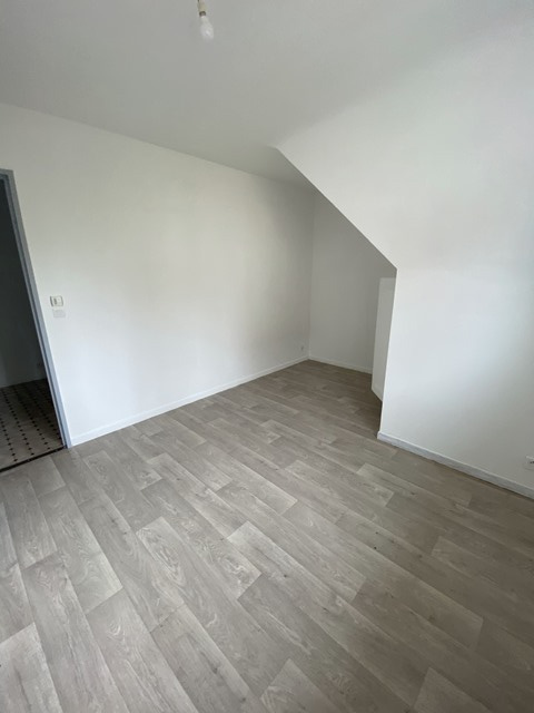 Immo80 – L'immobilier à Amiens et dans la Somme-AMIENS OUEST, PAVILLON 5 CHAMBRES ET SOUS-SOL COMPLET