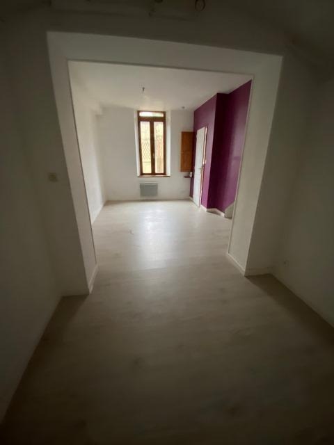 Immo80 – L'immobilier à Amiens et dans la Somme-SAINT ACHEUL MAISON VENDUE LOUEE AVEC PLACE DE PARKING ET JARDINET