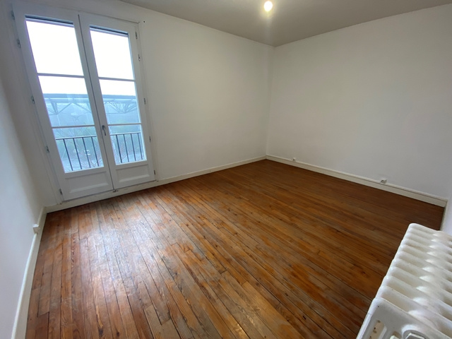 Immo80 – L'immobilier à Amiens et dans la Somme-AMIENS GARE, BEL APPARTEMENT DE TYPE 5 AVEC BALCON
