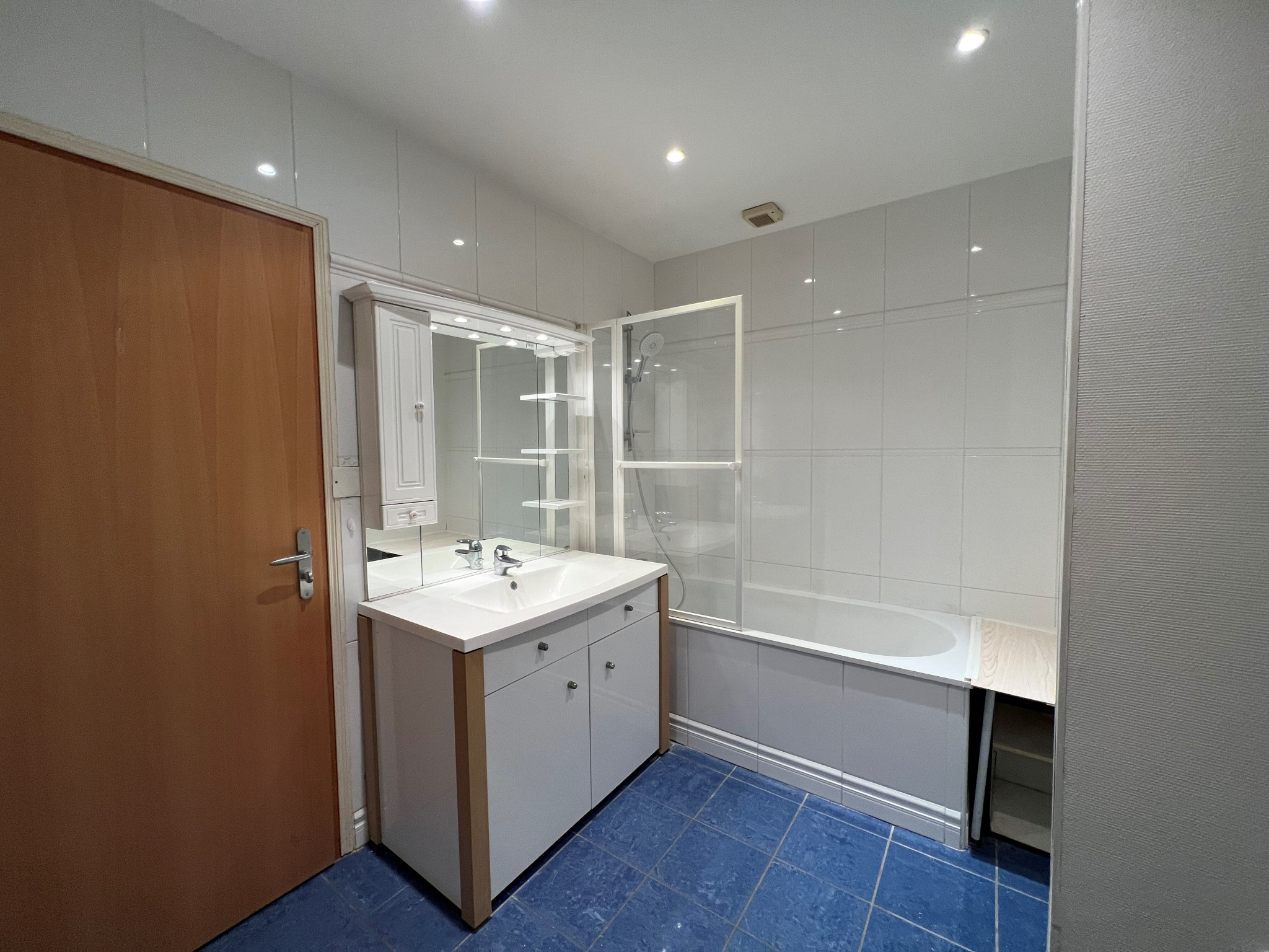 Immo80 – L'immobilier à Amiens et dans la Somme-APPARTTEMENT 4 PIECES EN HYPER CENTRE-VILLE PLACE GAMBETTA – chauffage compris