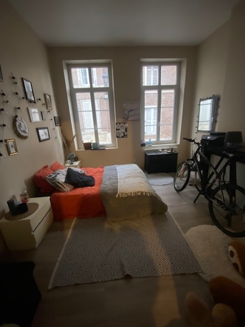 Immo80 – L'immobilier à Amiens et dans la Somme-A 50 METRES DE LA CATHEDRALE IMMEUBLE DE RAPPORT COMPRENANT 4 APPARTEMENTS